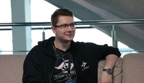 不断锤炼自 不断锤炼自